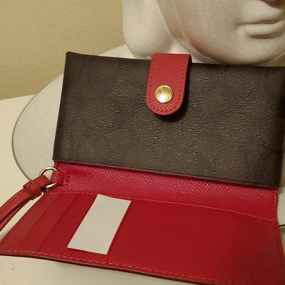 Coach wristlet - Picture 4 of 4